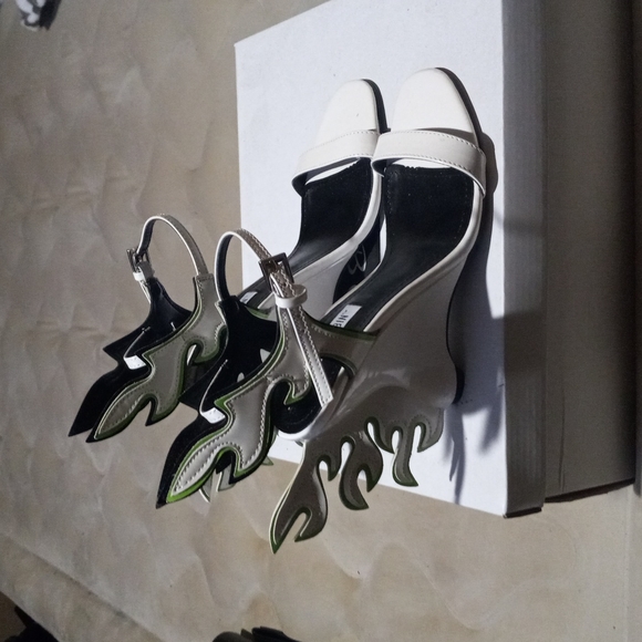 Shoes - Picture 2 of 5